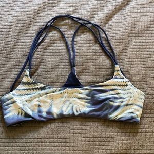 Ripcurl surf bikini top size S